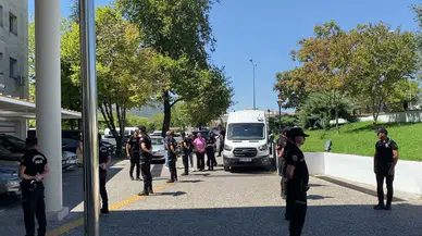 FETÖ suikast timi bağlantılı 10 şüpheli Muğla Adliyesi’ne sevk edildi