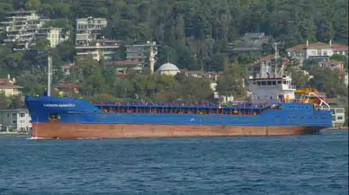 İstanbul'da ticari gemi çarpıştı, 10 mürettebatla irtibat kurulamadı!