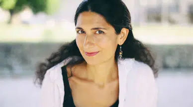 Ayşegül Savaş kimdir? (Obama'nın önerdiği yazar)