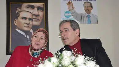 Abdüllatif Şener'in Eşi Berrin Şener Kimdir?