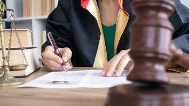 Avukatlar yoksulluk dayatmasına tepkili: “Göz göre göre ölüme sürükleniyoruz”