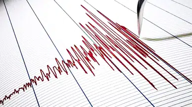 İzmirliler güne depremle uyandı