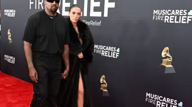 Kanye West'in eşi Bianca Censori'nin giydiği transparan gündem oldu!