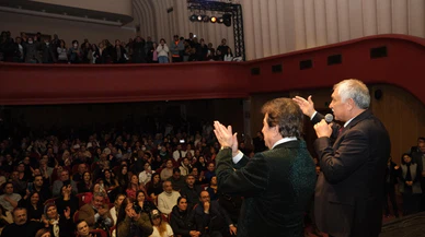 Ferdi Tayfur İçin Adana’da Anlamlı Anma Töreni