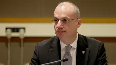 Arnavutluk Dışişleri Bakanı Hasani Türkiye'ye Geliyor