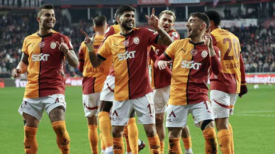 Lider Galatasaray Samsunspor'u 2-0 yendi!