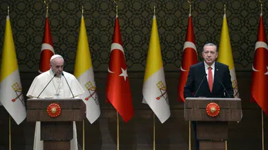 Erdoğan’dan Papa Francis İçin Taziye: “İnsani Trajediler Karşısında Sessiz Kalmayan Bir Liderdi”