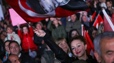 İmamoğlu’na Destek Mitingleri Sürüyor: Üçüncü Durağı Başakşehir