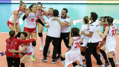 Gururluyuz... Filenin Sultanları Finalde