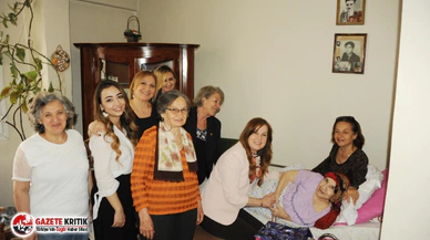 Başkan Çalkaya en yaşlı annelere gitti