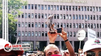 Avukatlara polis müdahalesinde adaleti temsil eden heykelin başı koptu!