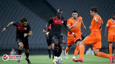 Başakşehir, Fatih Karagümrük'e 2-0 yenildi