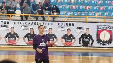 Adana Büyükşehir Belediyesi, Hentbol maçında “Kadına yönelik şiddete karşı altı sıfır savunma”