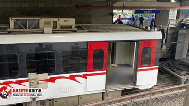 İzmir'de metro raydan çıktı, duvara çarptı