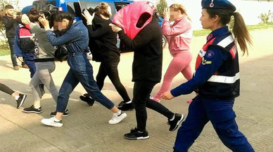 Fuhuş şüphelisi 31 yabancı uyruklu kadın, sınır dışı edildi