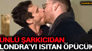 Ünlü şarkıcıdan Londra'yı ısıtan öpücük