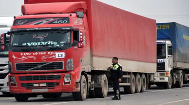 BM'den İdlib'e, 29 TIR insani yardım