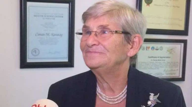 Prof. Dr. Canan Karatay'a tepki: O tuzu hayvanlar yer, Canan Hanım