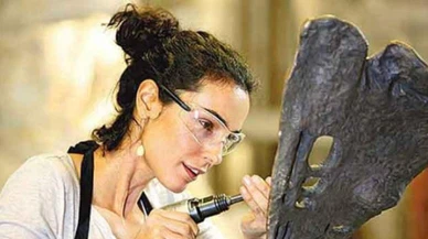 Arzum Onan: 'Cumartesi Anneleri' heykelini neden yaptığını anlattı