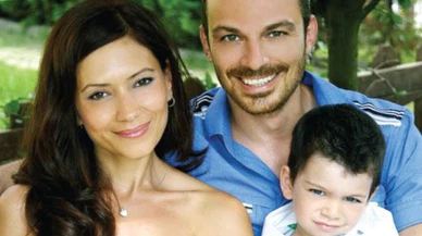 Bodrum'daki saldırıda ünlü sunucu Jess Molho'nun eşi Zeynep Molho yaralandı