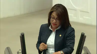 CHP'Lİ DR. YILDIZ BİÇER; 'BEN DOKTORLARA İĞNE YAPTIRMAM, FELÇ̧ OLABİLİRİM ALİMALLAH' DİYEN ERDOĞAN'LI GÜNLERİ YAŞIYORUZ!