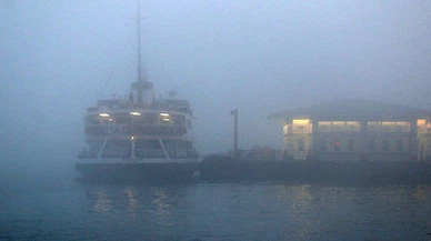 İstanbul'da vapur seferlerine sis engeli