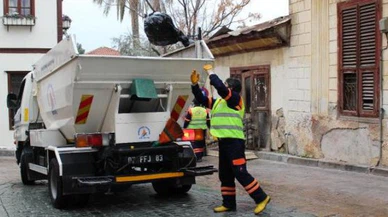 Klasik müziği duyan çöpünü dışarı çıkarıyor