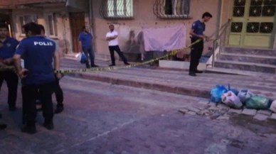 Sultangazi'de bıçaklı kavga: 1 ölü 1 yaralı