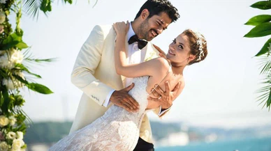 Fahriye Evcen'den beklenen 'soyad' hamlesi!