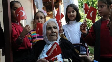 104 yaşındaki Döndü nine uzun yaşaman sırrını anlattı