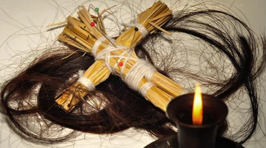 Tüyler ürperten dolandırıcılık! İnsanlara 'adet kanı bile' içiriyorlar…