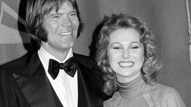Ünlü şarkıcı Glen Campbell hayatını kaybetti