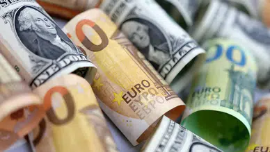 Dolar ve Euro haftaya yükselişle başladı