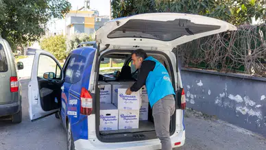 Yenişehir Belediyesi, 8.900 aileye gıda paketi ile bayram sevincini paylaşıyor