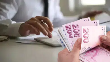 En düşük emekli aylığı 23 bin 552 TL'ye yükseltilmesi kabul edildi