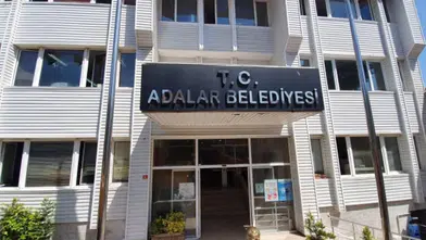 Adalar Belediye başkan vekilliği seçimi gerginliği! AK Partili Kemal Türkyılmaz kazandı