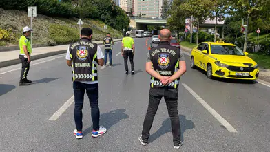 İstanbul'da Stada Zorla Girmeye Çalışan 5 Taraftar Polise Saldırdı! Mahkemeden Karar Çıktı
