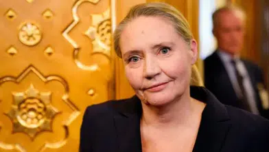 Meclis Başkanı 29 kilometrelik konut tartışması nedeniyle istifa etti