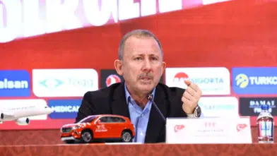 Milli Takım'da Telefon Krizi! Futbolcular Sergen Yalçın'ın Aramalarını Açmıyor
