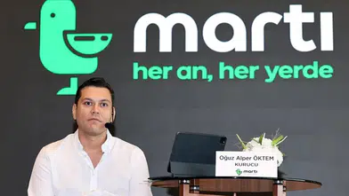 Taksiciler Oğuz Alper Öktem'in Ofisini Bastı! Maslak'ta Ortalık Karıştı