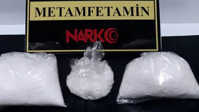 Uyuşturucu ticaretine darbe: İstanbul'da 183 kg sıvı metamfetamin ele geçirildi