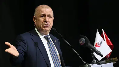 Ümit Özdağ: "Türkiye'de yılda 200 milyar dolar bir kara para varlığından bahsediliyor"