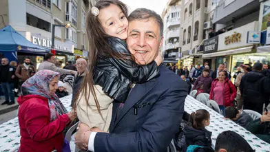 Cemil Tugay: Birlikte Zorlukları Aşacağız, Buca'da Umut Dolu İftar!