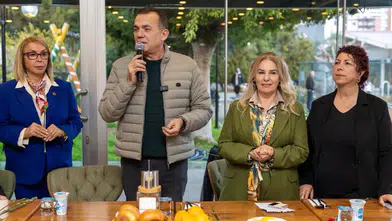 Kadın Emeği ve Dayanışma Vurgusu: Başkan Özyiğit 8 Mart’ta Kadın Üretici Pazarı’nda İftar Verdi
