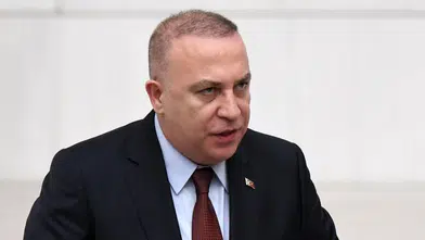 MHP’li İzzet Ulvi Yönter genel başkan yardımcılığı görevinden istifa etti