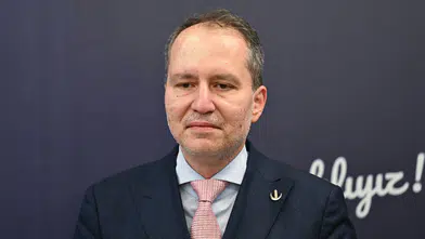 Fatih Erbakan: Amerika ve İsrail'in saldırılarına karşı Türkiye'nin milli duruş sergilemesi gerekiyor