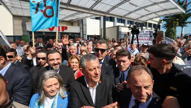 Özgür Özel Trabzon’dan seslendi: “Sandığa inananların tek güvencesi halktır”
