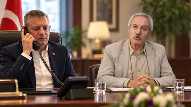 Özgür Özel, cezaevinden tahliye olan Selçuk Mızraklı’yı arayarak geçmiş olsun dileklerini iletti