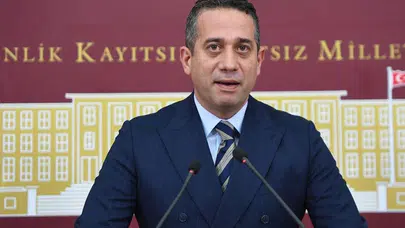 CHP'Lİ BAŞARIR: “UZUN ZAMAN SARAY YÖNETİMİ ALTINDA EZİLEN BİR MİLLET, KAZANDIĞI BU BÜYÜK ZAFERDEN SONRA KENDİ EGEMENLİĞİNİ ELİNE ALMIŞTIR”