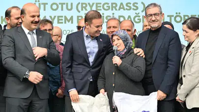 Balıkesir'den çiftçilere 140 ton yem bitkisi tohumu desteğiyle tarımda yeni bir hamle!
